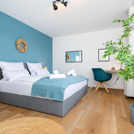 E&K Living - Design Apartment - 2 Bedrooms - Kitchen - Free Parking 奥格斯堡 外观 照片