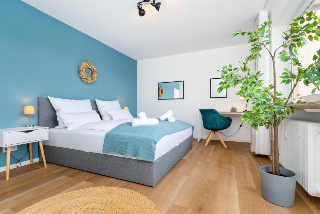 E&K Living - Design Apartment - 2 Bedrooms - Kitchen - Free Parking 奥格斯堡 外观 照片